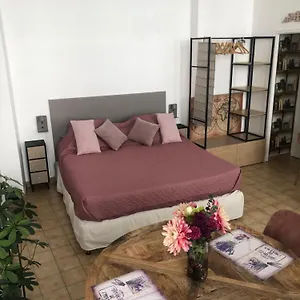 Appartement Au Coeur D'avignon Intra-muros, Avignon